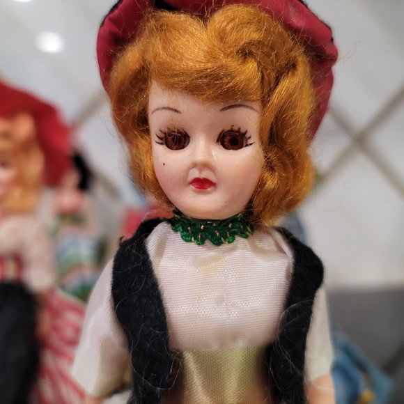 Alco dolls of the world set of 10. various conditions very ornate and pretty - Picture 7 of 16